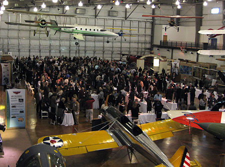 bordeaux_tasting_02 Another crowd shot